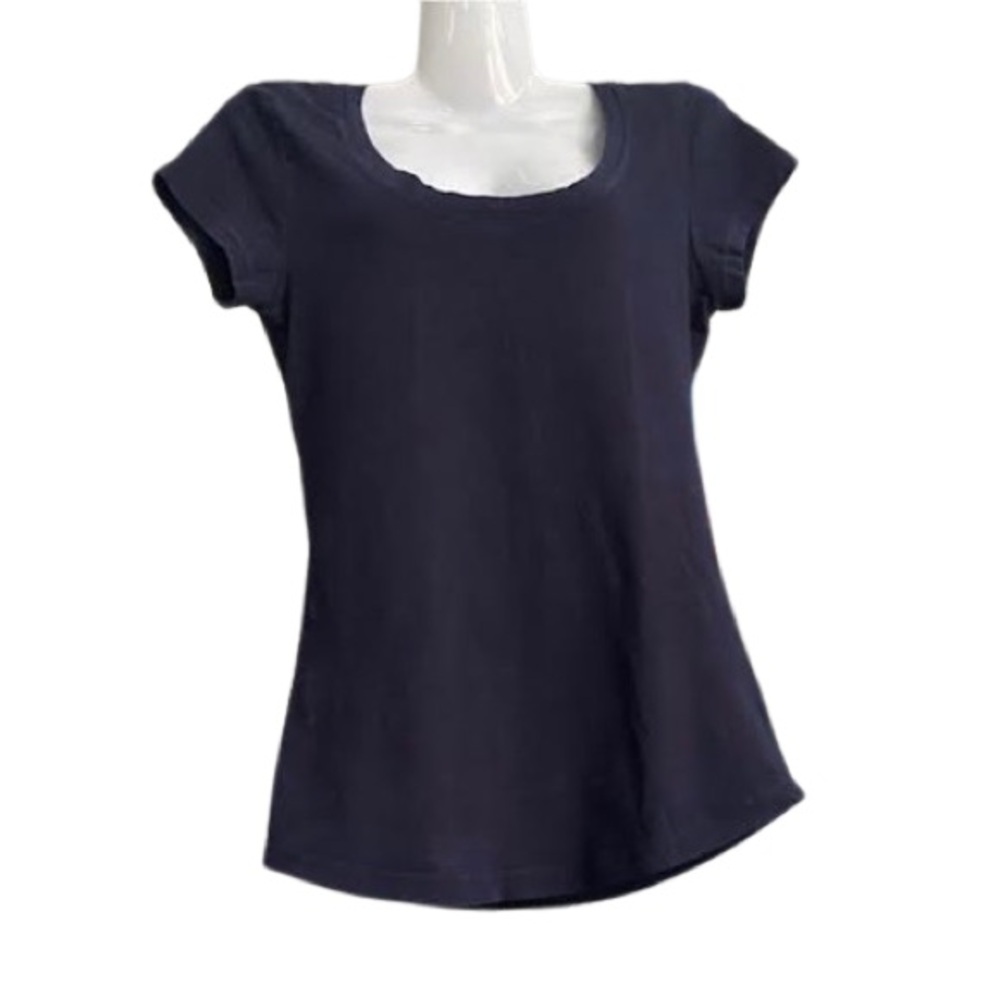 V-Neck T-Shirt Aveto - Picture 8 of 9